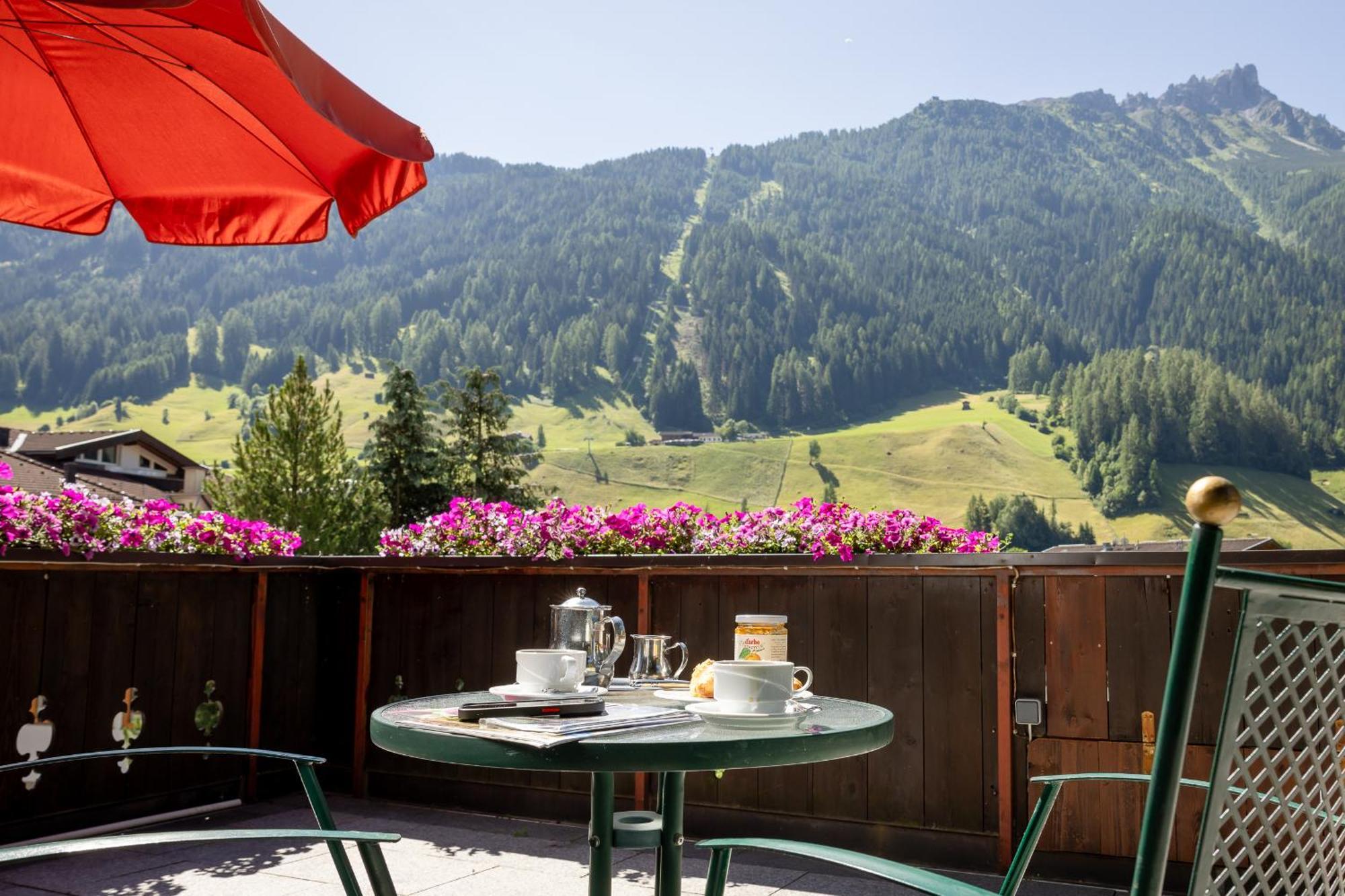 Pension Gulla - Ferienhaus Appartements B&B Neustift im Stubaital Exterior foto