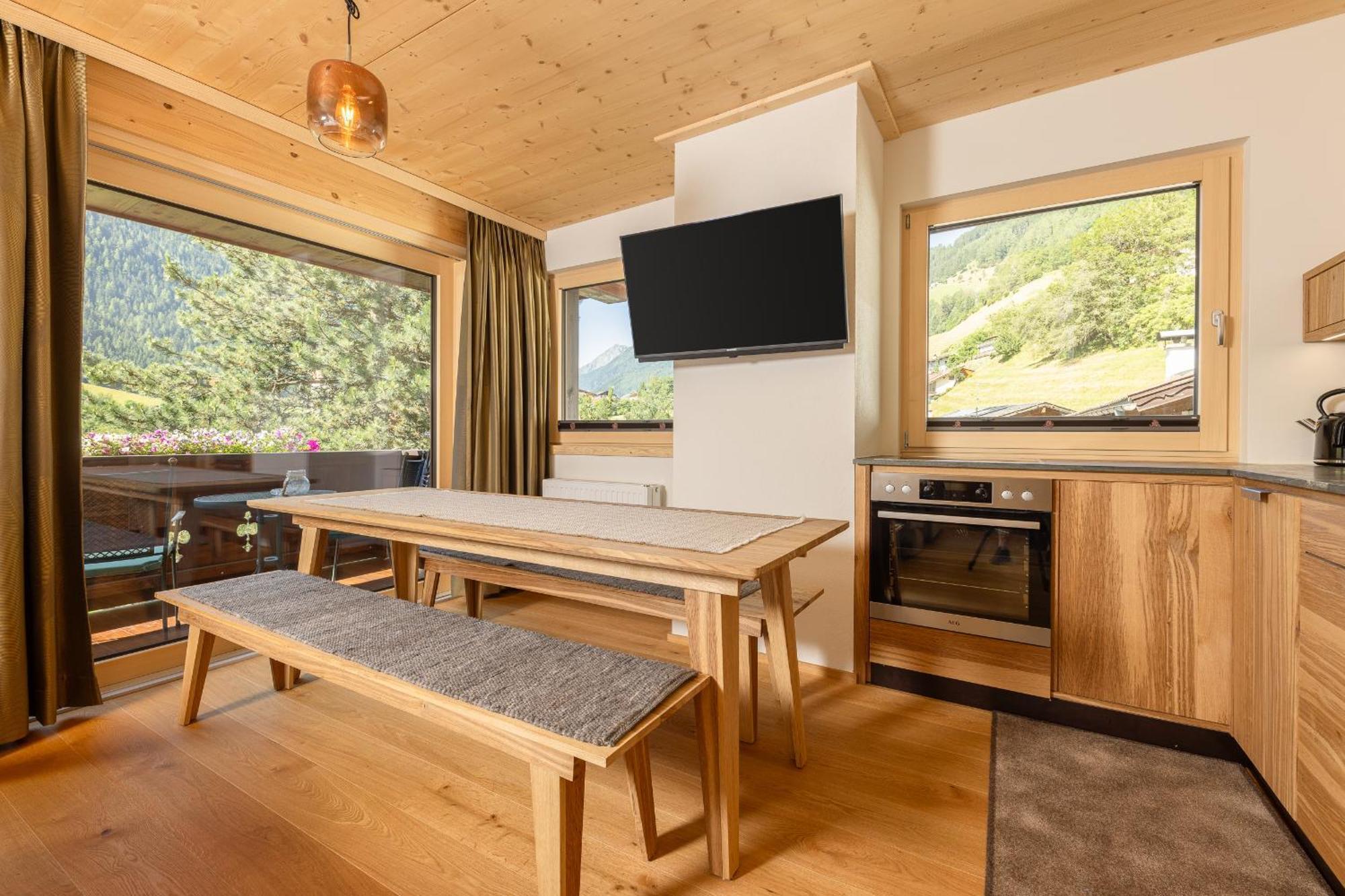 Pension Gulla - Ferienhaus Appartements B&B Neustift im Stubaital Exterior foto