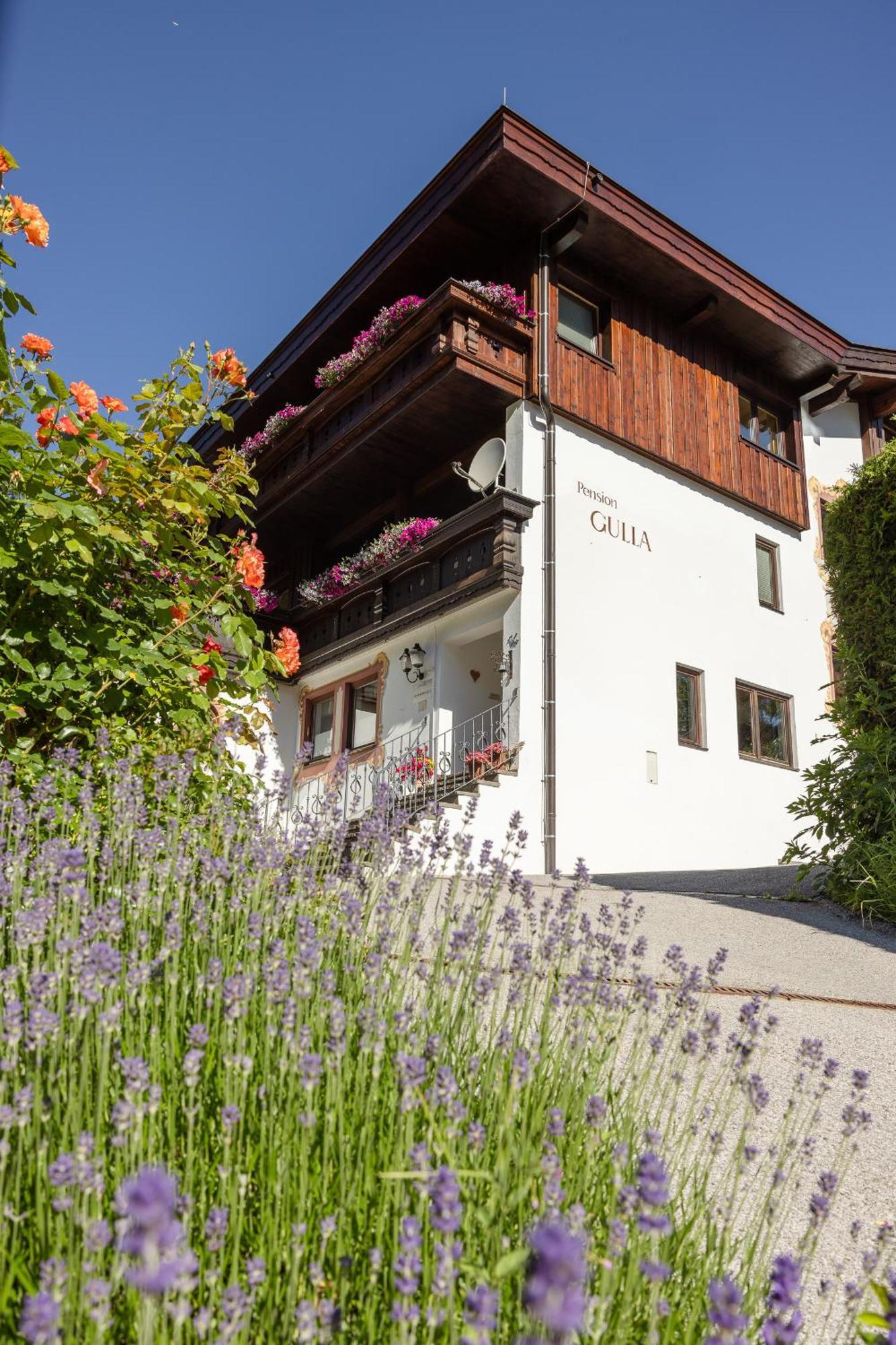 Pension Gulla - Ferienhaus Appartements B&B Neustift im Stubaital Exterior foto